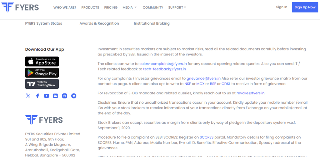An image showing the Fyers login and signup page.